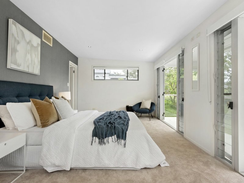 Photo - 168 Jesmond Road, Indooroopilly QLD 4068 - Image 8