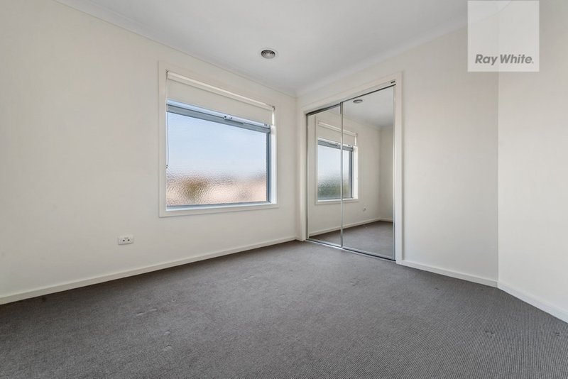 Photo - 16/8 Moresby Court, Craigieburn VIC 3064 - Image 9