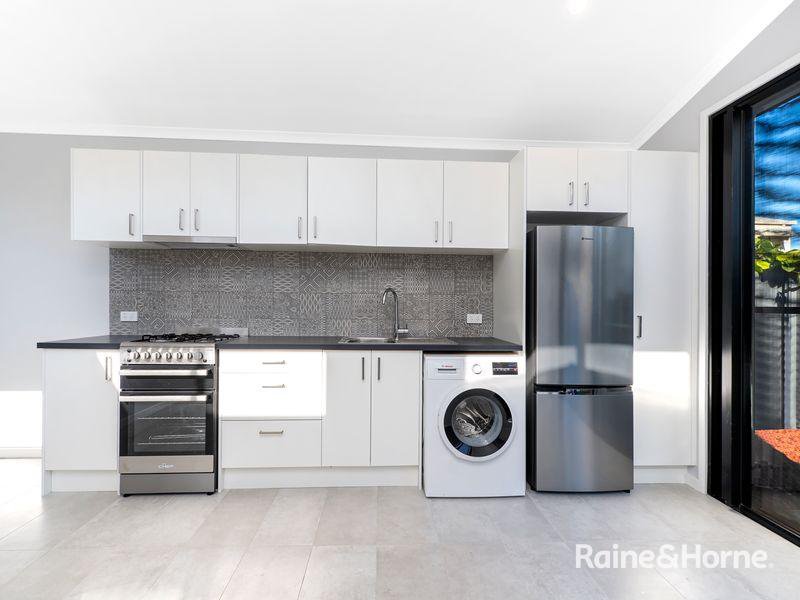 Photo - 1/68 Park Road, Marrickville NSW 2204 - Image 3