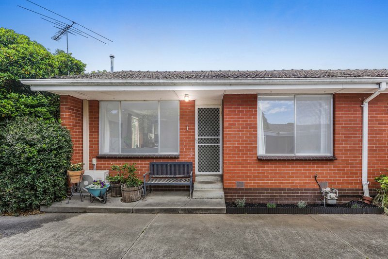 Photo - 1/68 Station Street, Bayswater VIC 3153 - Image 2