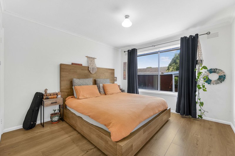 Photo - 1/68 Station Street, Bayswater VIC 3153 - Image 6