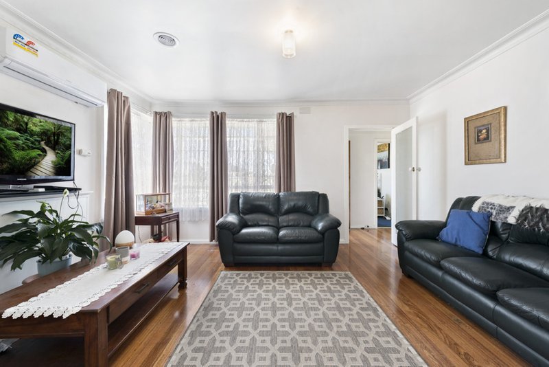 Photo - 168 The Boulevard, Thomastown VIC 3074 - Image 6