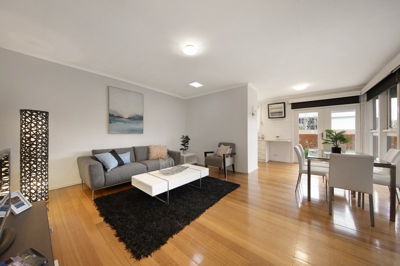 Photo - 1/68 Thomas Street, Brighton East VIC 3187 - Image 4