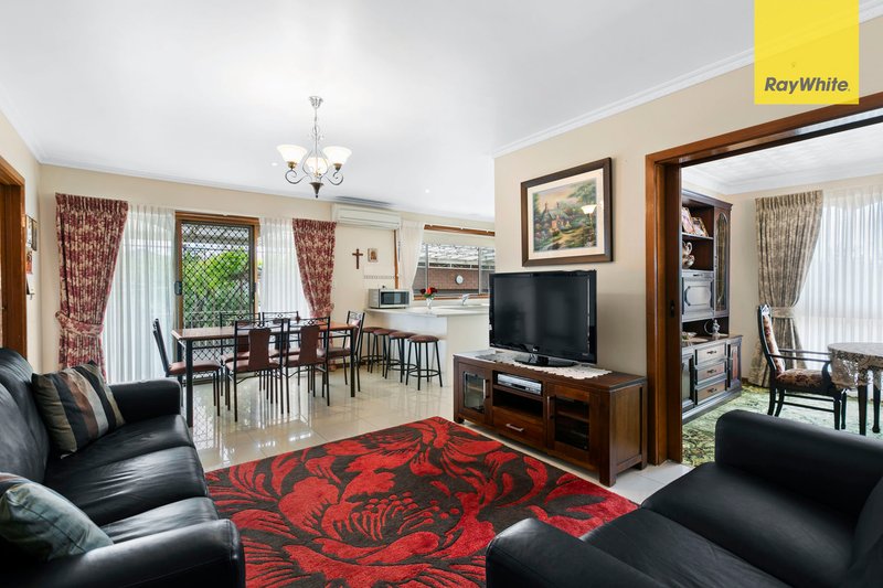 Photo - 168 William Street, St Albans VIC 3021 - Image 3