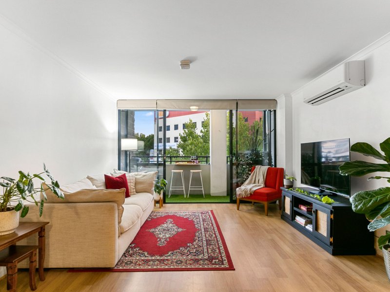 Photo - 16/82 Royal Street, East Perth WA 6004 - Image 4