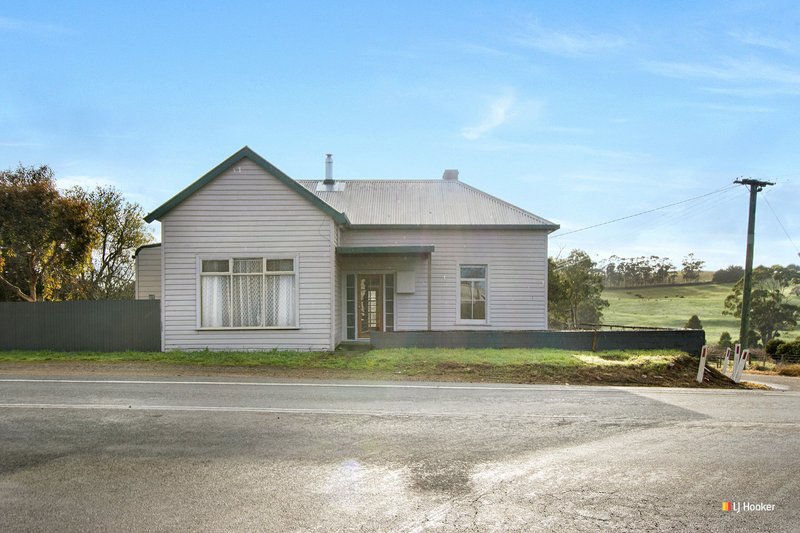 Photo - 16820 Bass Highway, Flowerdale TAS 7325 - Image 4