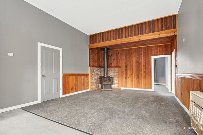 Photo - 16820 Bass Highway, Flowerdale TAS 7325 - Image 9