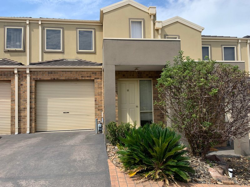 Photo - 16/84 Heatherton Road, Endeavour Hills VIC 3802 - Image 2