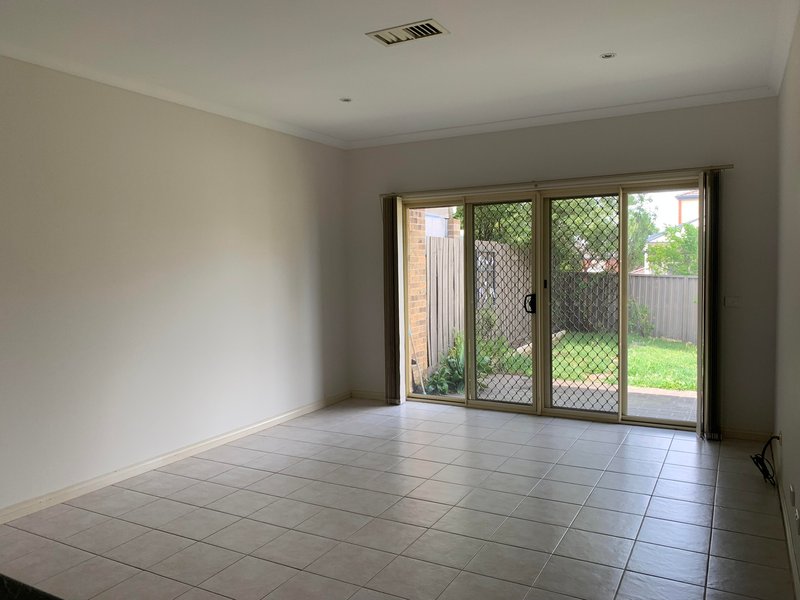 Photo - 16/84 Heatherton Road, Endeavour Hills VIC 3802 - Image 5