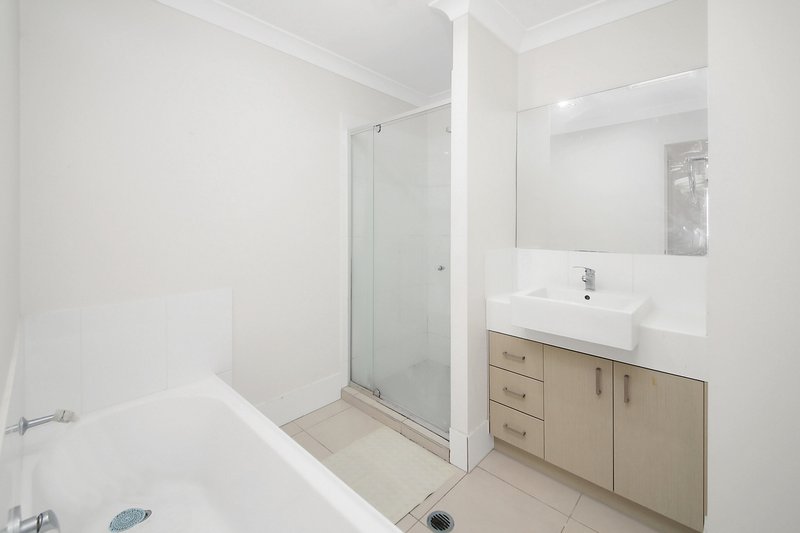 Photo - 16/88 Candytuft Place, Calamvale QLD 4116 - Image 11