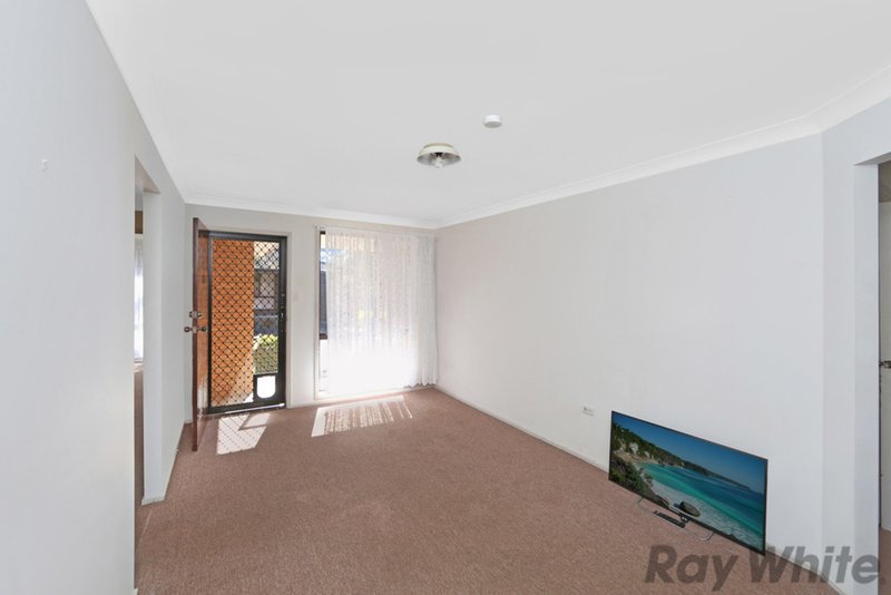 Photo - 16/9-11 Gascoigne Road, Gorokan NSW 2263 - Image 4