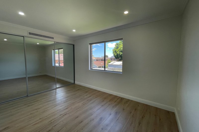 Photo - 1/69-71 Deakin Street, Silverwater NSW 2128 - Image 4