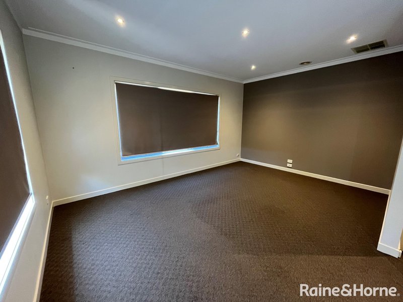 Photo - 1/69-77 Lancefield Drive, Caroline Springs VIC 3023 - Image 3