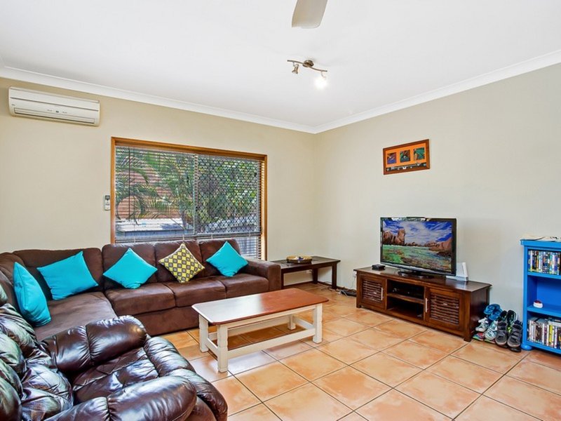 Photo - 169 Alexander Drive, Highland Park QLD 4211 - Image 3