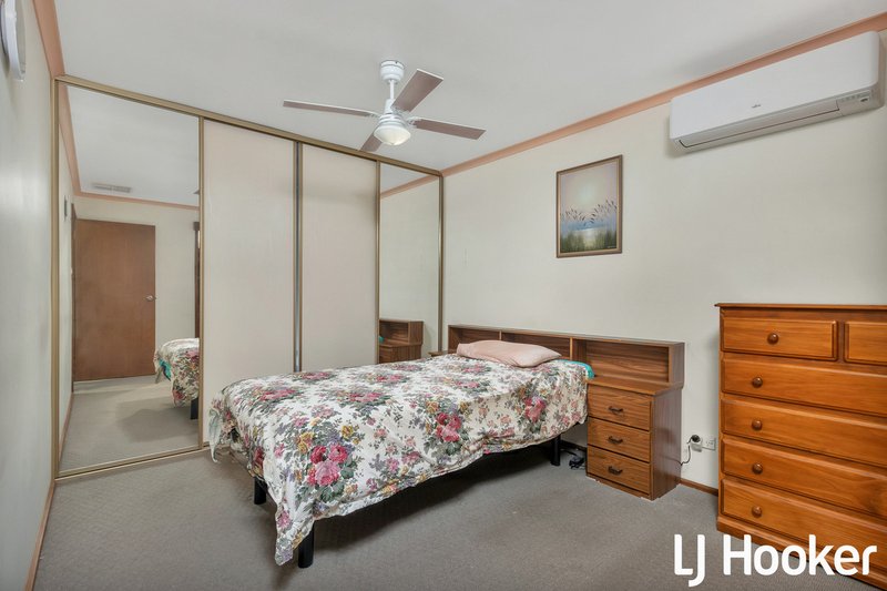 Photo - 169 Casuarina Crescent, Hillier Park, Hillier SA 5116 - Image 4