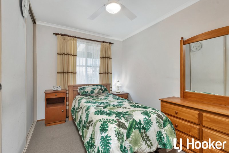 Photo - 169 Casuarina Crescent, Hillier Park, Hillier SA 5116 - Image 5