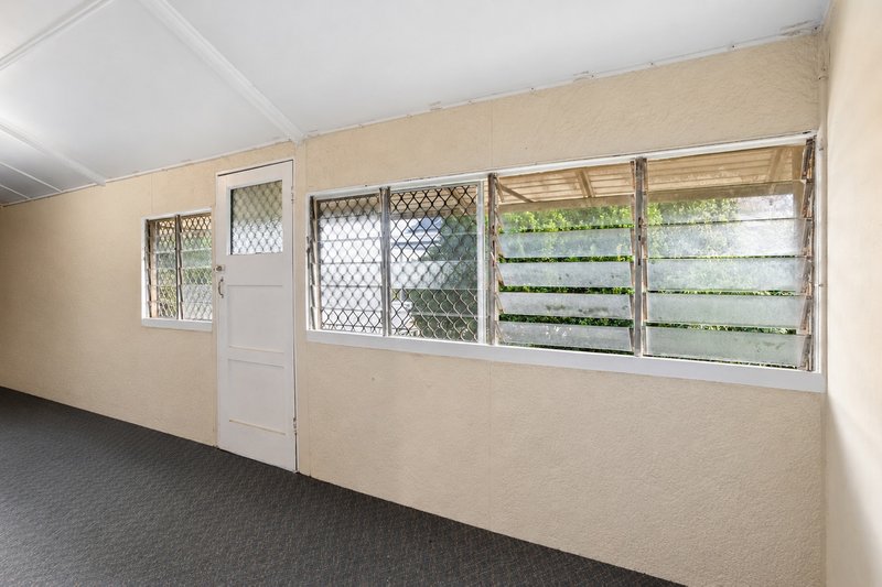 Photo - 1/69 Cotton Street, Shorncliffe QLD 4017 - Image 6