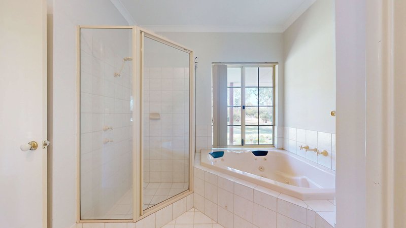 Photo - 169 Craddon Road, Oakford WA 6121 - Image 17