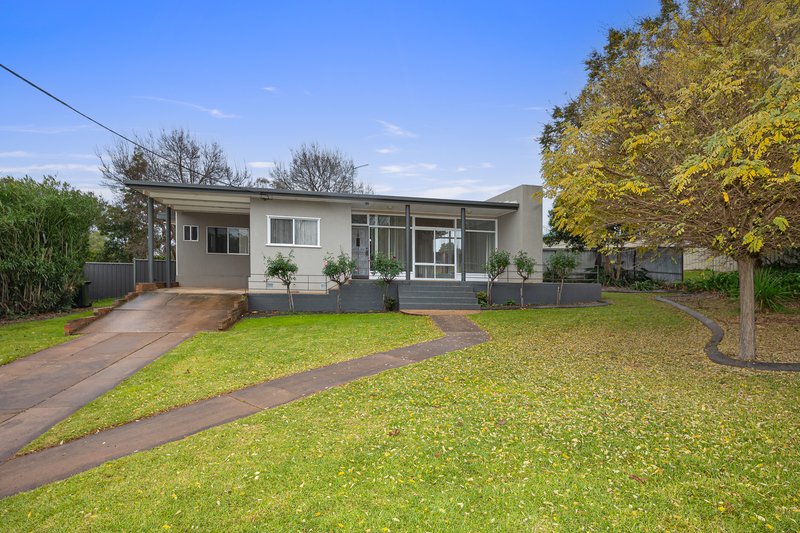 169 Kitchener Road, Temora NSW 2666