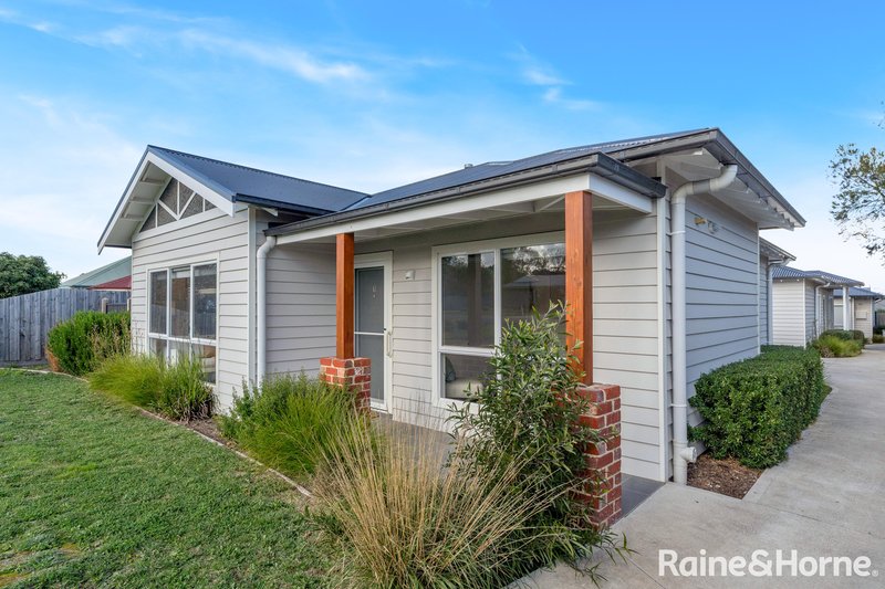 Photo - 1/69 Mahoneys Road, Riddells Creek VIC 3431 - Image 2