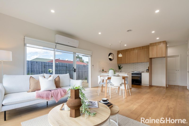 Photo - 1/69 Mahoneys Road, Riddells Creek VIC 3431 - Image 5