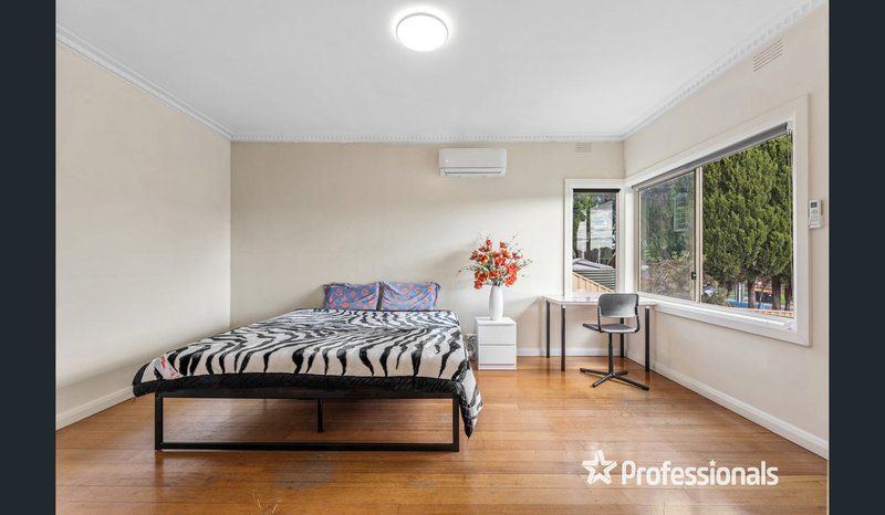 Photo - 1/69 Regent Avenue, Springvale VIC 3171 - Image 3