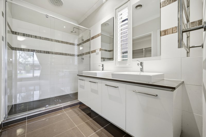 Photo - 169 Selandra Boulevard, Clyde North VIC 3978 - Image 3