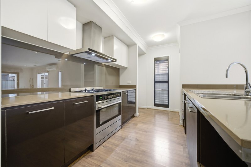 Photo - 169 Selandra Boulevard, Clyde North VIC 3978 - Image 6