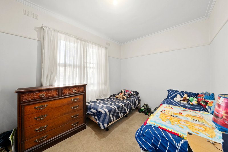 Photo - 169 Standish Street, Myrtleford VIC 3737 - Image 4