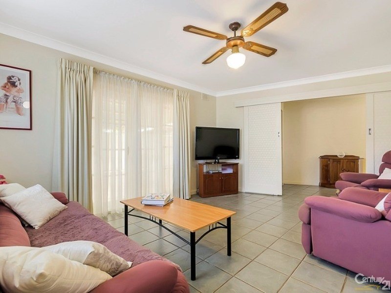 Photo - 169 Strathfield Terrace, Taperoo SA 5017 - Image 3