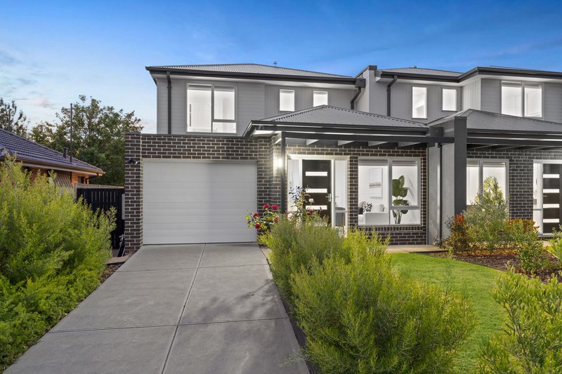 Photo - 16A & 16B Taranto Drive, Noble Park VIC 3174 - Image 3