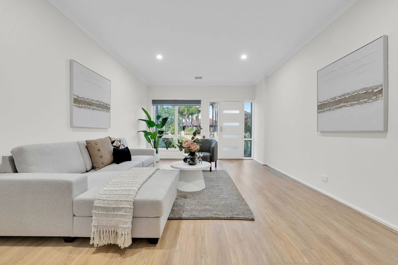 Photo - 16A & 16B Taranto Drive, Noble Park VIC 3174 - Image 19