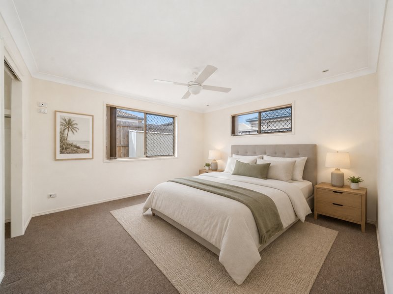 Photo - 16A Amity Drive, Rothwell QLD 4022 - Image 6