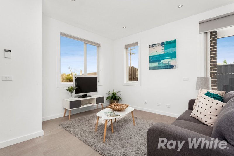 Photo - 16A Derby Street, Fawkner VIC 3060 - Image 5