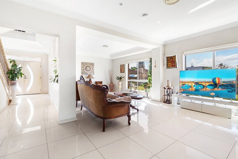 Photo - 16A Edensor Road, Cabramatta West NSW 2166 - Image 2