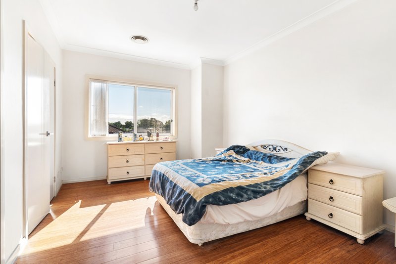 Photo - 16A Edensor Road, Cabramatta West NSW 2166 - Image 11