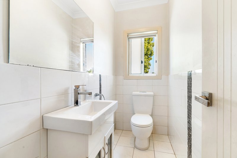 Photo - 16A Edensor Road, Cabramatta West NSW 2166 - Image 12