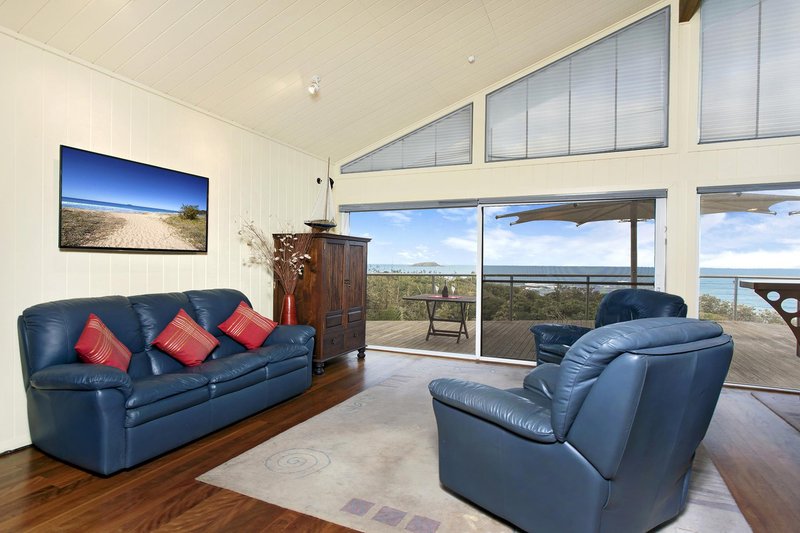 Photo - 16A Elouera Drive, Sapphire Beach NSW 2450 - Image 4