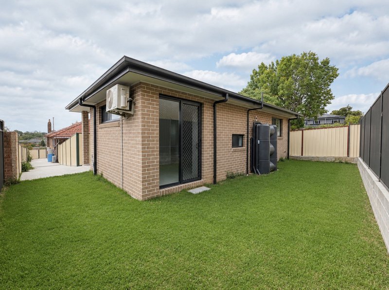 Photo - 16A Fraser Street, Westmead NSW 2145 - Image 9