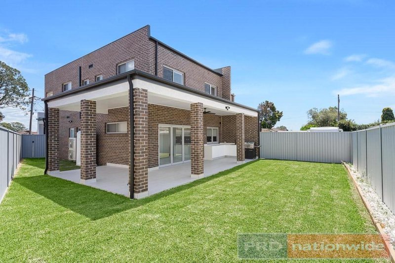 Photo - 16a Grieve Crescent, Milperra NSW 2214 - Image 8