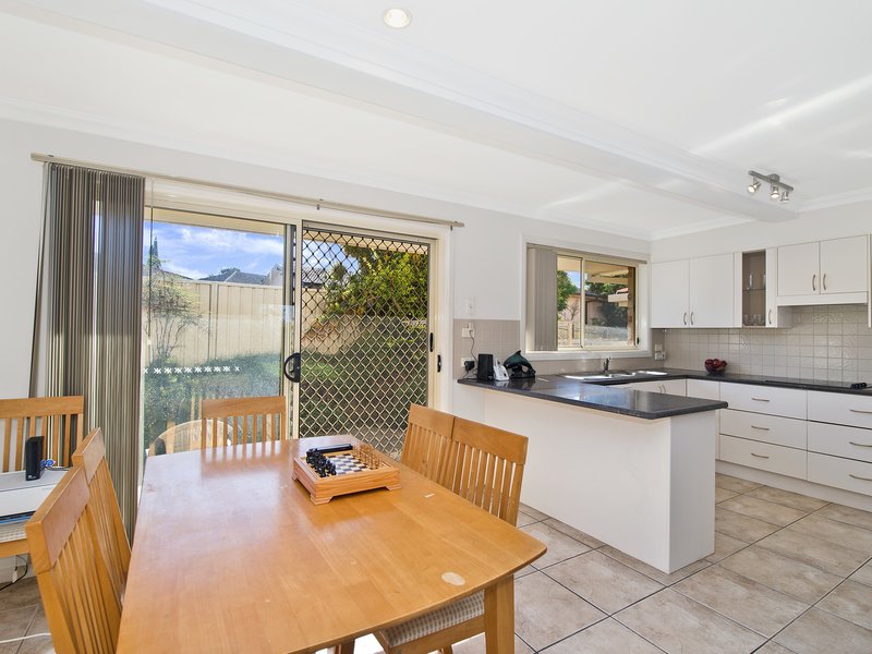 Photo - 1/6A Lincoln Road, Port Macquarie NSW 2444 - Image 3