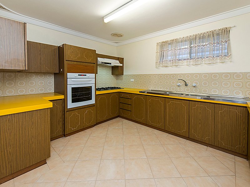 Photo - 16a Manchester Street, Victoria Park WA 6100 - Image 9