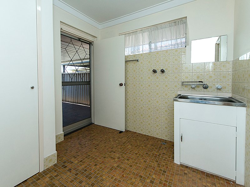 Photo - 16a Manchester Street, Victoria Park WA 6100 - Image 15