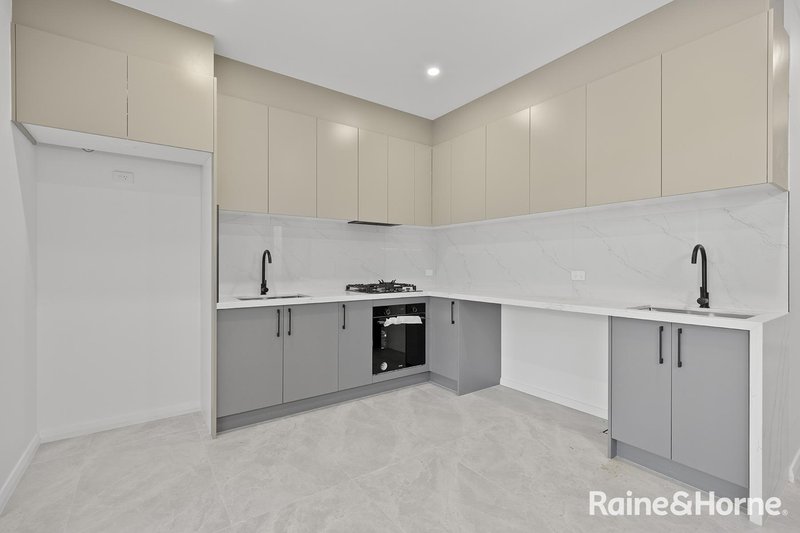 Photo - 16A Meeson Street, Claymore NSW 2559 - Image 3