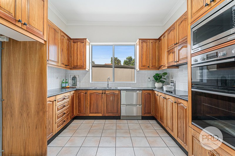 Photo - 16A Nielsen Avenue, Carlton NSW 2218 - Image 4