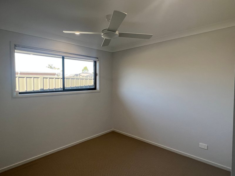 Photo - 16a Tourmaline Drive, Rutherford NSW 2320 - Image 4