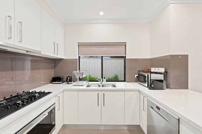 Photo - 16B Ashleigh Avenue, Felixstow SA 5070 - Image 5