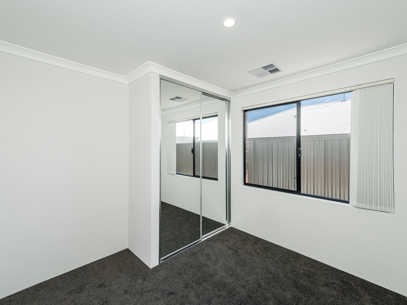 Photo - 16B Cambered Avenue, Yanchep WA 6035 - Image 12