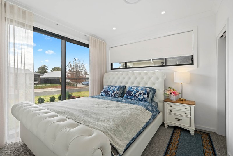 Photo - 16B Madeleine Drive, Goulburn NSW 2580 - Image 7