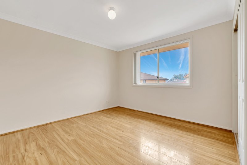 Photo - 16B Singleton Street, Horningsea Park NSW 2171 - Image 8